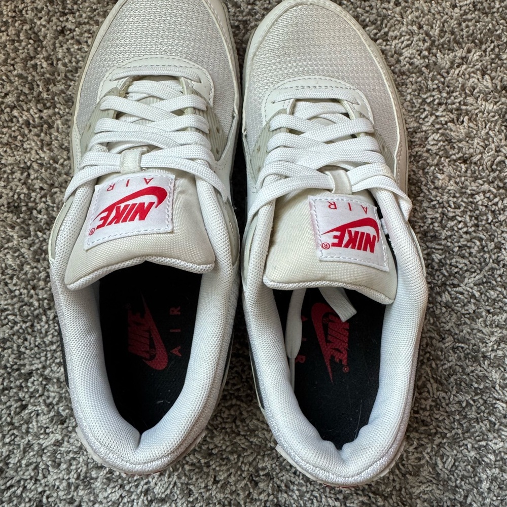 LIKE NEW ✨ Nike Air Max 90 - Picture 5 of 11